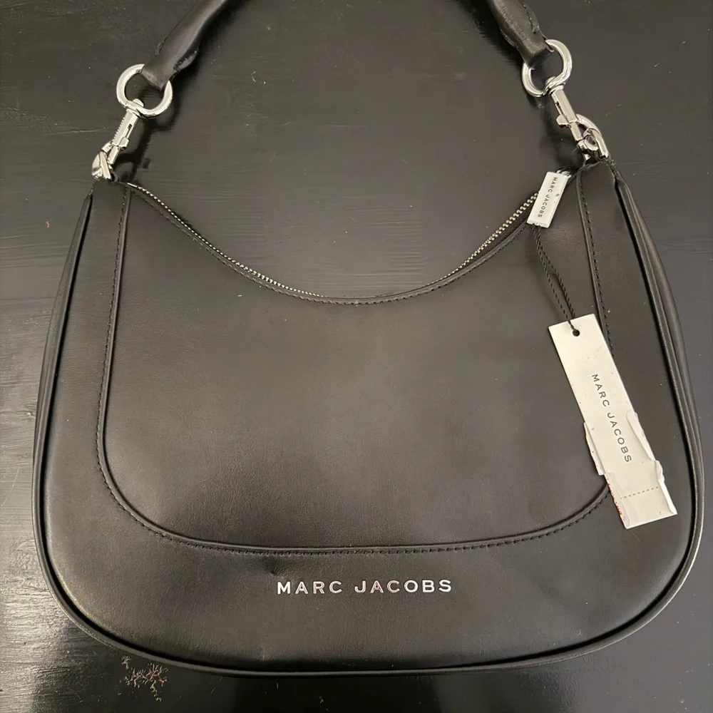 Marc Jacobs Black Crescent Hobo Bag - Picture 2 of 6